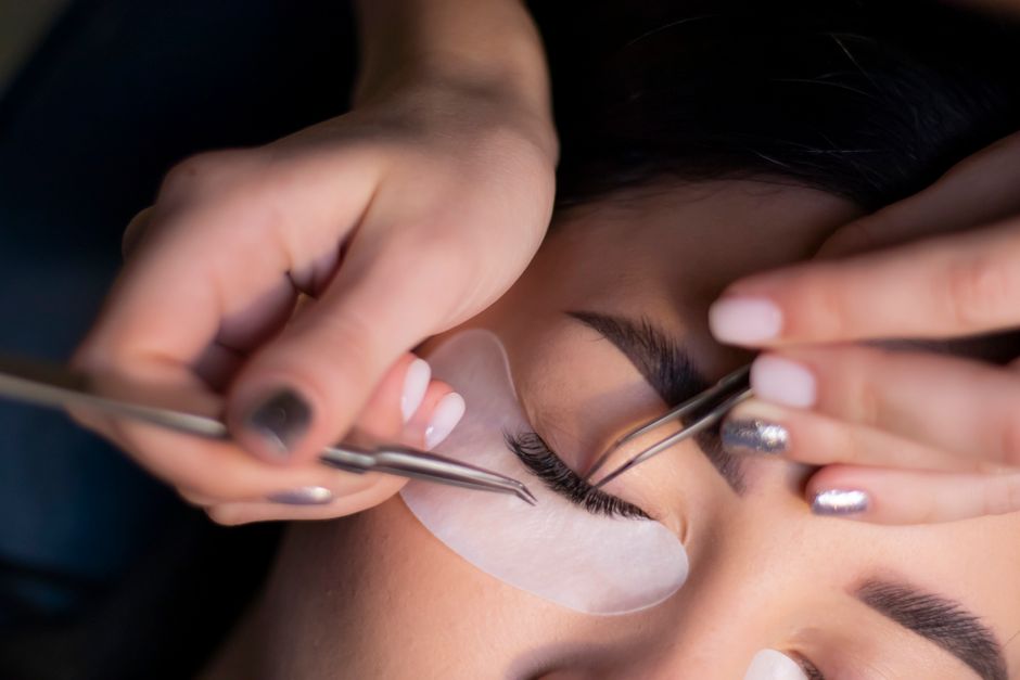 Eyelash Extensions (Full Set)